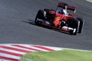 160076-test-montmelÃ²-sebastian-vettel