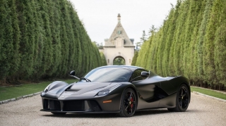 Lot R503 - LaFerrari - S/N ZFF76ZFA8E0207195 - Image: Copyright Mecum Auctions