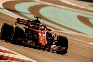 180089-test-abu-dhabi-day-1-sebastian-vettel