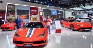 Guilio Zauner and Giancarlo Fisichella present the new 458 Speciale at the Dubai International Motor Show 2013 / Image: Copyright Ferrari