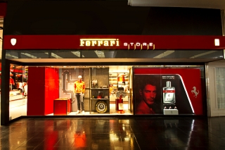 Ferrari Store Rio de Janeiro 2013 / Image: Copyright Ferrari