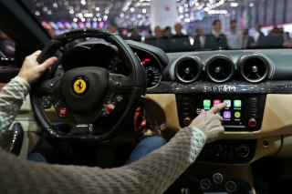 2014 Geneva International Motor Show - FF - Carplay Apple / Image: Copyright Ferrari