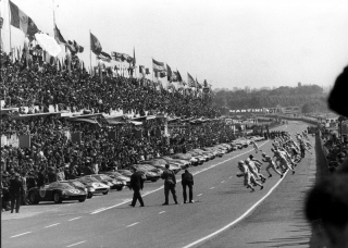 Le Mans 24 Hours 1964 - Jean Guichet - Nino Vaccarella - Ferrari 275 P - S/N 0816 - 1. Place / Image: Copyright Ferrari