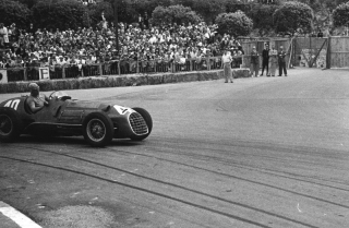 Formula 1 World Championship 1950 - Round 2 - Grand Prix of Monaco - Alberto Ascari in Gasometer curve - Ferrari 125 F1 / Image: Copyright Ferrari